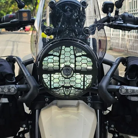 PROTECTOR DE FAROLA ROYAL ENFIELD HIMALAYAN 450.webp