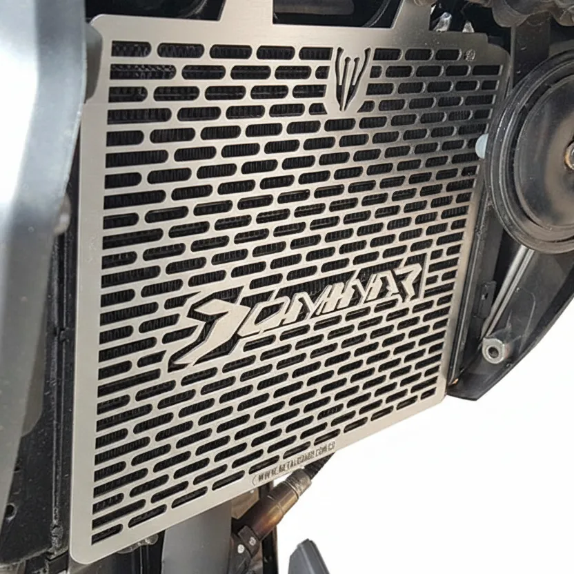 [PBA0101006] PROTECTOR RADIADOR BAJAJ DOMINAR 400 (Plateado)