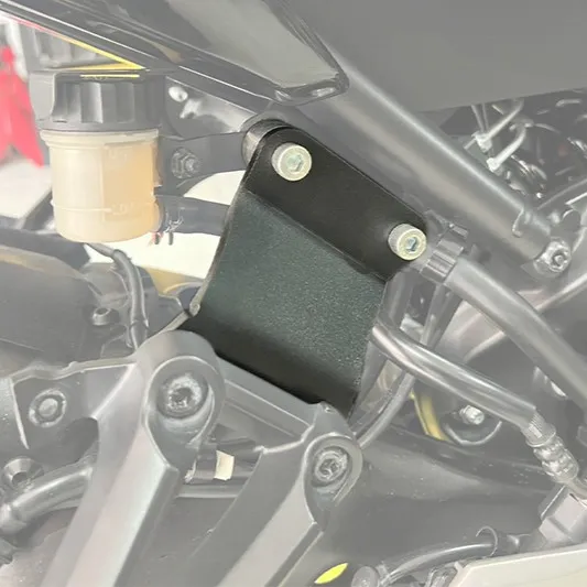 [FYA26202] EXTENSORES DE POSAPIES TRASERO MT09 V1 - V2